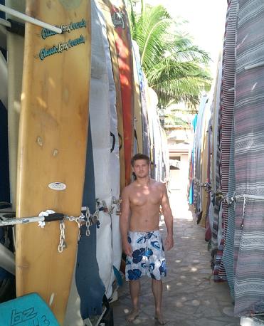 Todd Fox pre surf on Waikiki beach