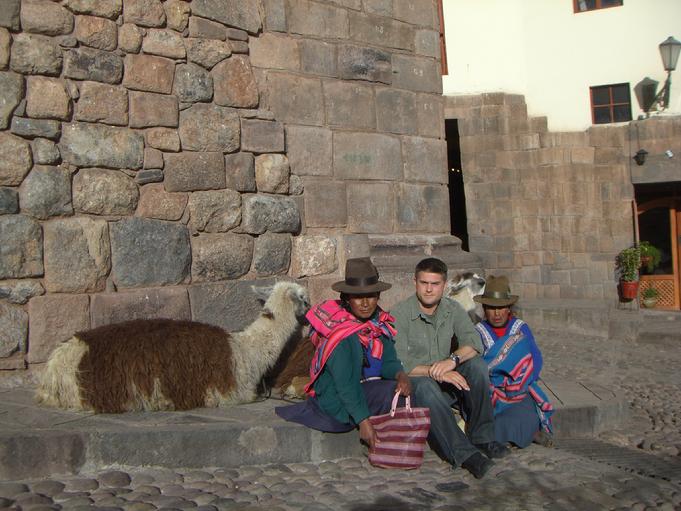 Todd Fox with the decendents of the INKA.